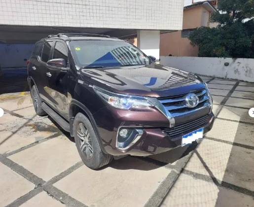 TOYOTA HILUX SW4 2.7 SR 4X2 16V FLEX 4P AUTOMÁTICO